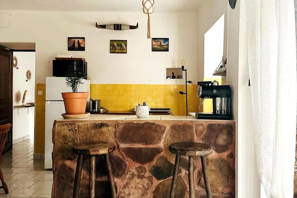 Gite De Mazies Aveyron Broquies Apartment